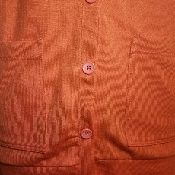 Soft Bright Button-up Cardigan 🌺 - Picture 6 of 8